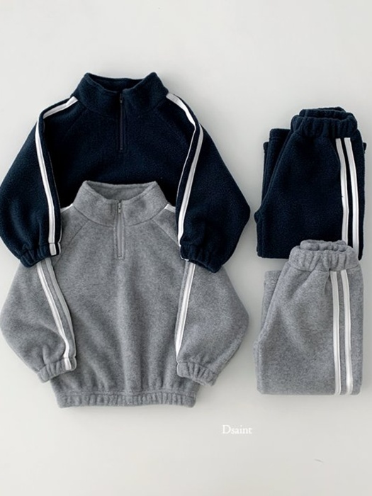 Double Line Turtleneck Reversible Set