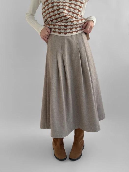 Wool Herringbone Back Banded Skirt