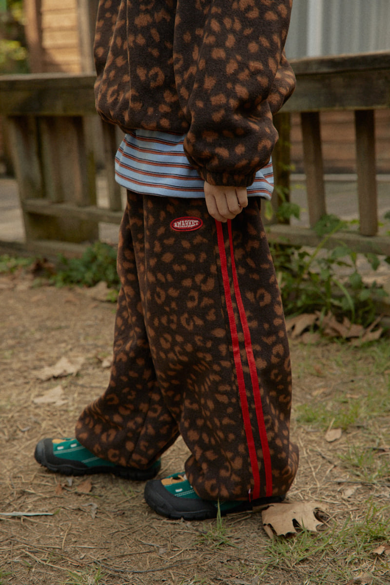 A-Market - Korean Children Fashion - #kidsshorts - Leopard Fleece Pants - 5