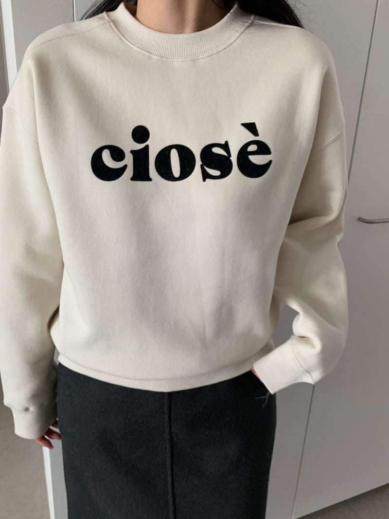 Allu - Korean Women Fashion - #momslook - Sios Fleece Sweatshirt - 2
