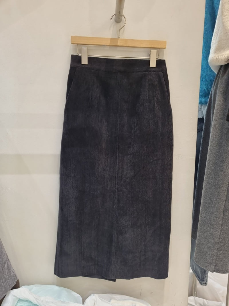 Allu - Korean Women Fashion - #womensfashion - Velvet Skirt - 4