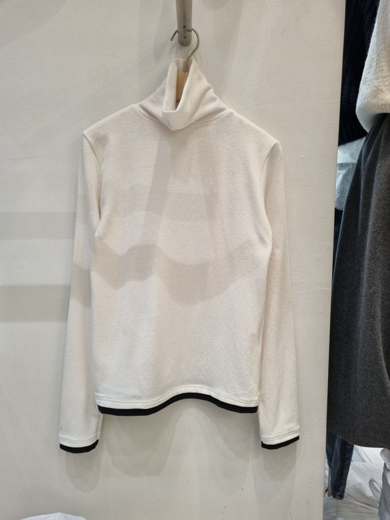 Allu - Korean Women Fashion - #womensfashion - Angora Turtleneck Tee - 6