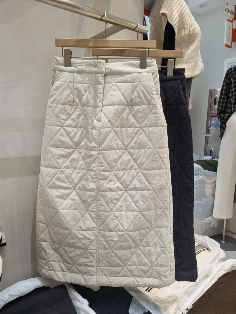 Allu - Korean Women Fashion - #womensfashion - Padded Skirt