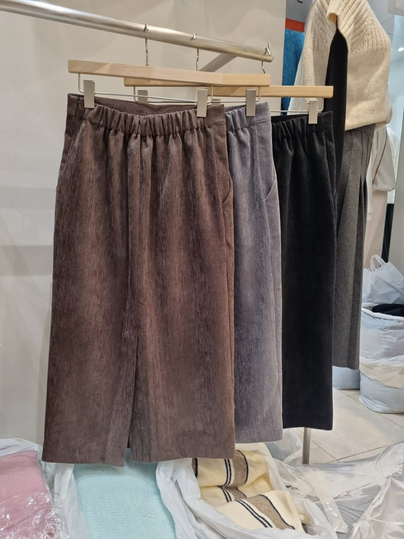 Allu - Korean Women Fashion - #womensfashion - Velvet Skirt - 3
