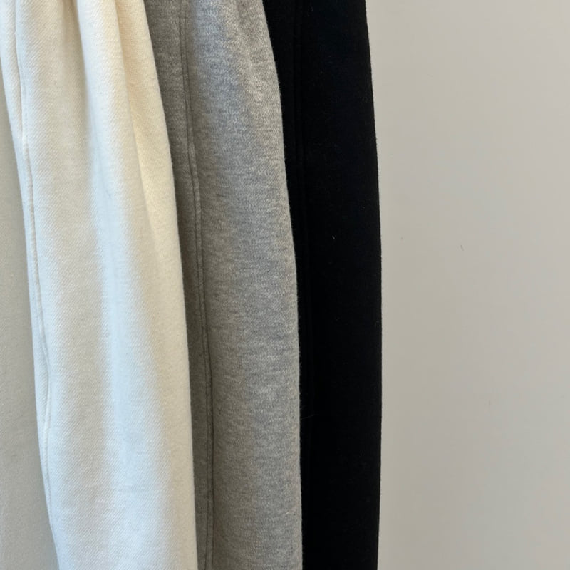 Another Avenue - Korean Women Fashion - #momslook - Shearling Soft Pants - 2