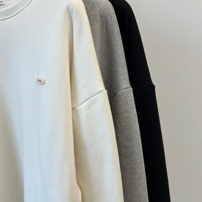 Another Avenue - Korean Women Fashion - #momslook - Shearling Soft Sweatshirt - 2