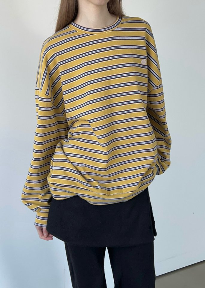 Another Avenue - Korean Women Fashion - #momslook - Form Fleece Sweatshirt - 3