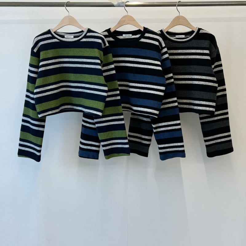 Another Avenue - Korean Women Fashion - #pursuepretty - Two-Tone Mix Crop Tee