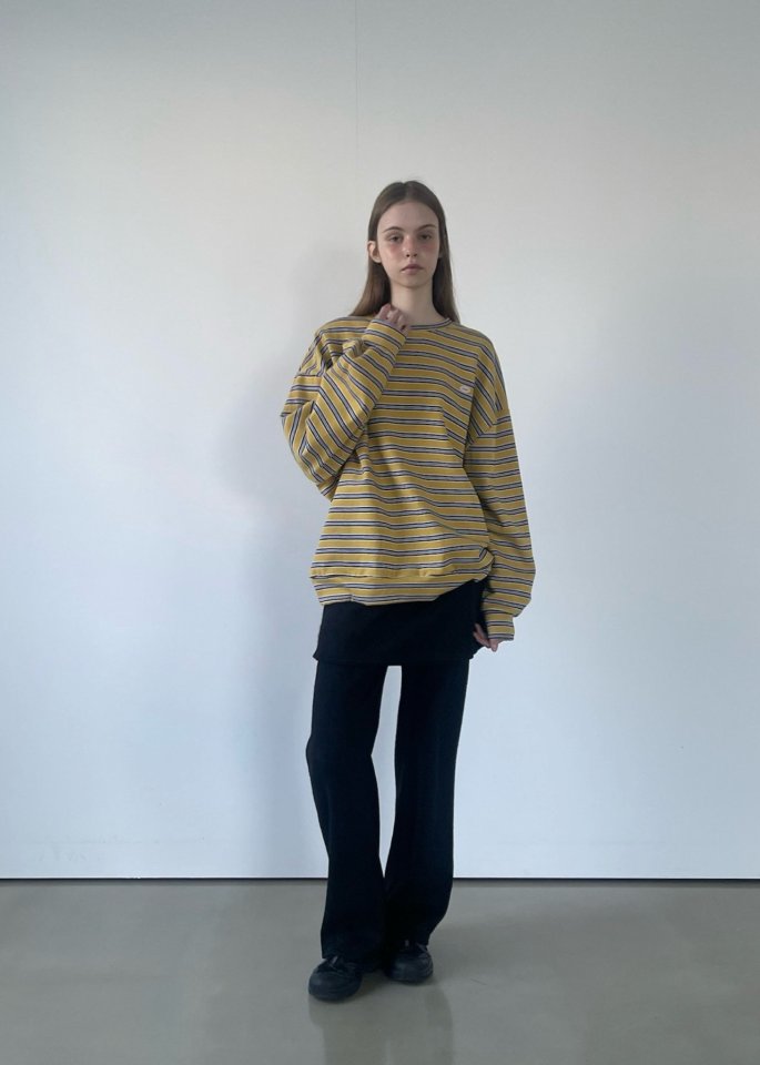 Another Avenue - Korean Women Fashion - #momslook - Form Fleece Sweatshirt - 4
