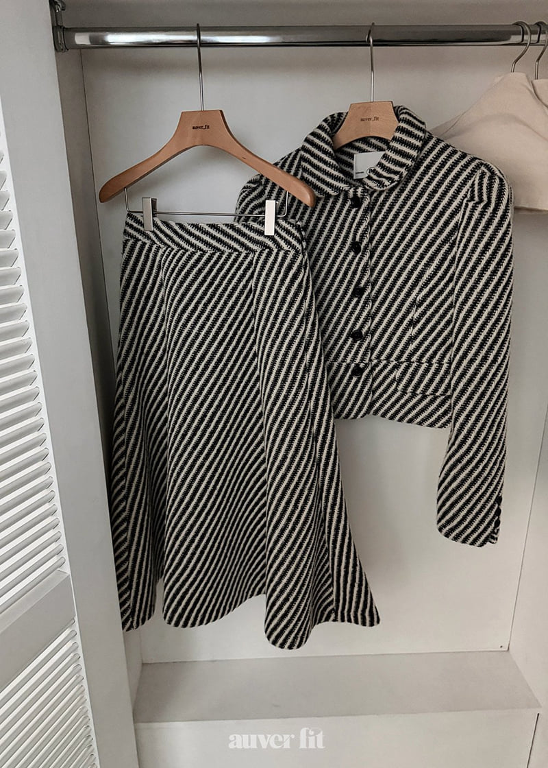 Auver_Fit - Korean Women Fashion - #thelittlethings - Velcro Crop Set - 8