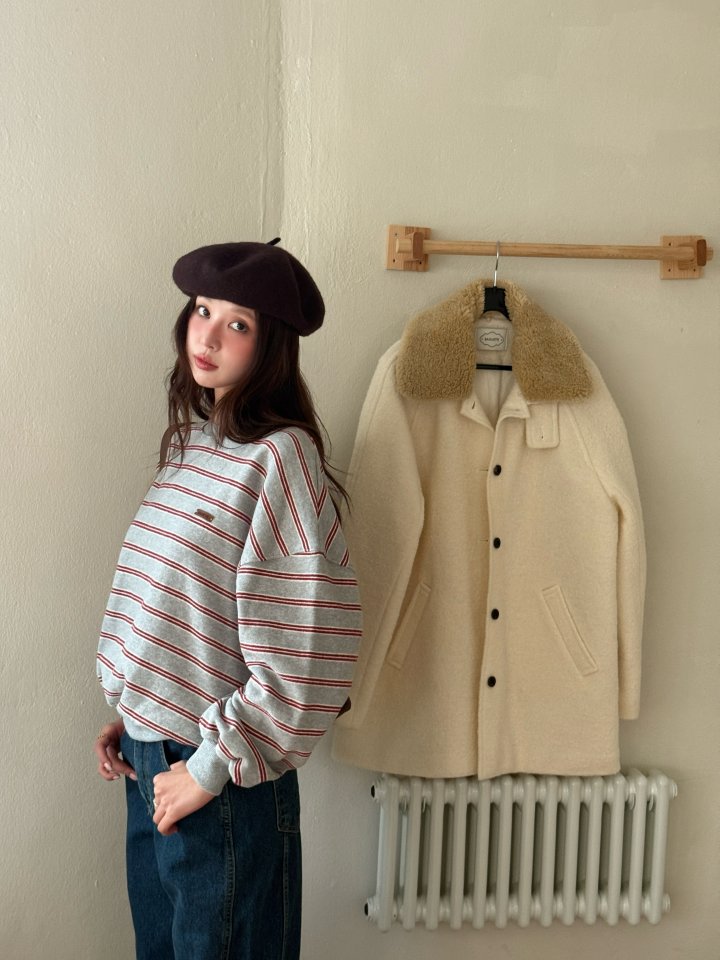 Baguette - Korean Women Fashion - #momslook - Pose Double Fleece Stripe Sweatshirt - 2
