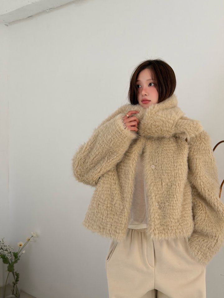 Baguette - Korean Women Fashion - #momslook - Shearling Muffler Jumper - 8
