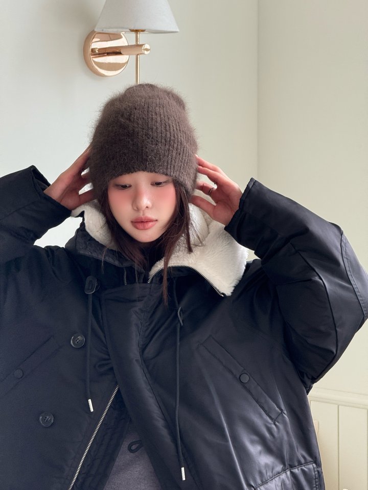 Baguette - Korean Women Fashion - #pursuepretty - Shearling N3B Down Padded Jacket - 2