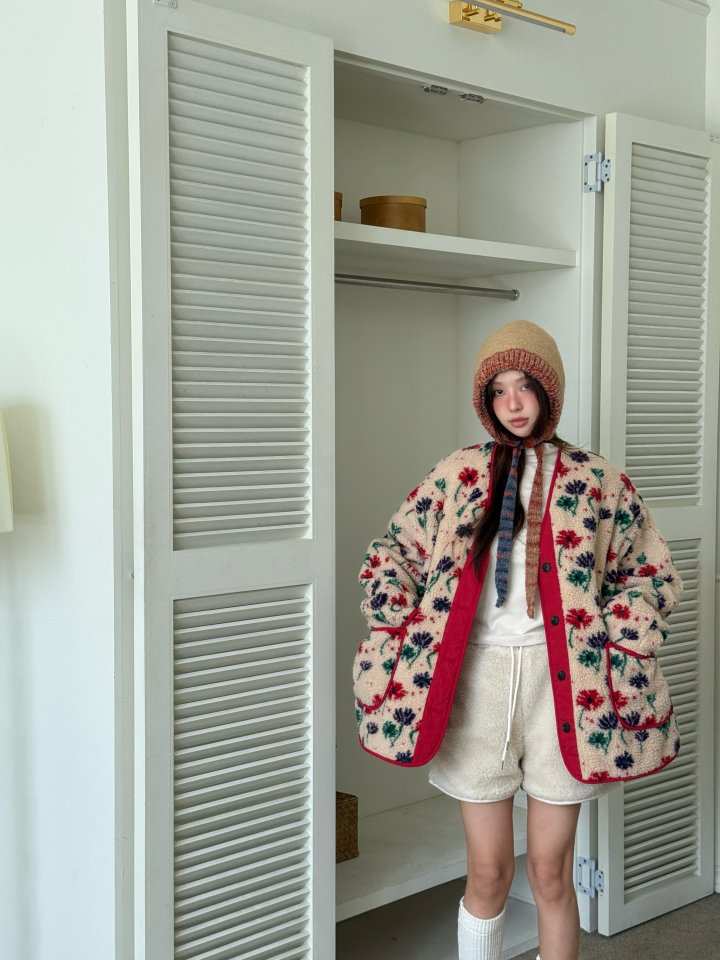 Baguette - Korean Women Fashion - #vintageinspired - Floral Reversible Jumper - 2
