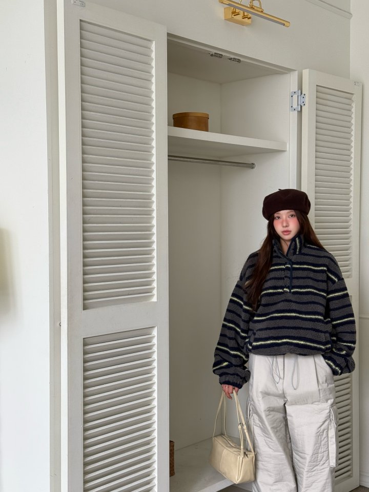 Baguette - Korean Women Fashion - #vintagekidsstyle - Bubble Half-Zip Fleece Pullover - 7