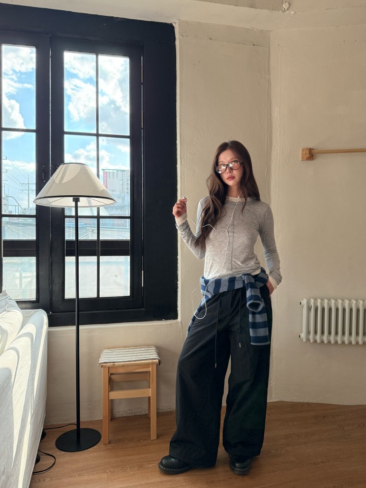Baguette - Korean Women Fashion - #womensfashion - Wool Luxury Tee - 6