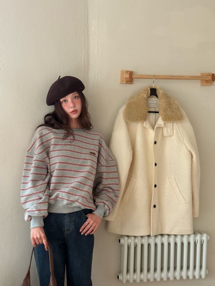 Baguette - Korean Women Fashion - #womensfashion - Pose Double Fleece Stripe Sweatshirt - 3