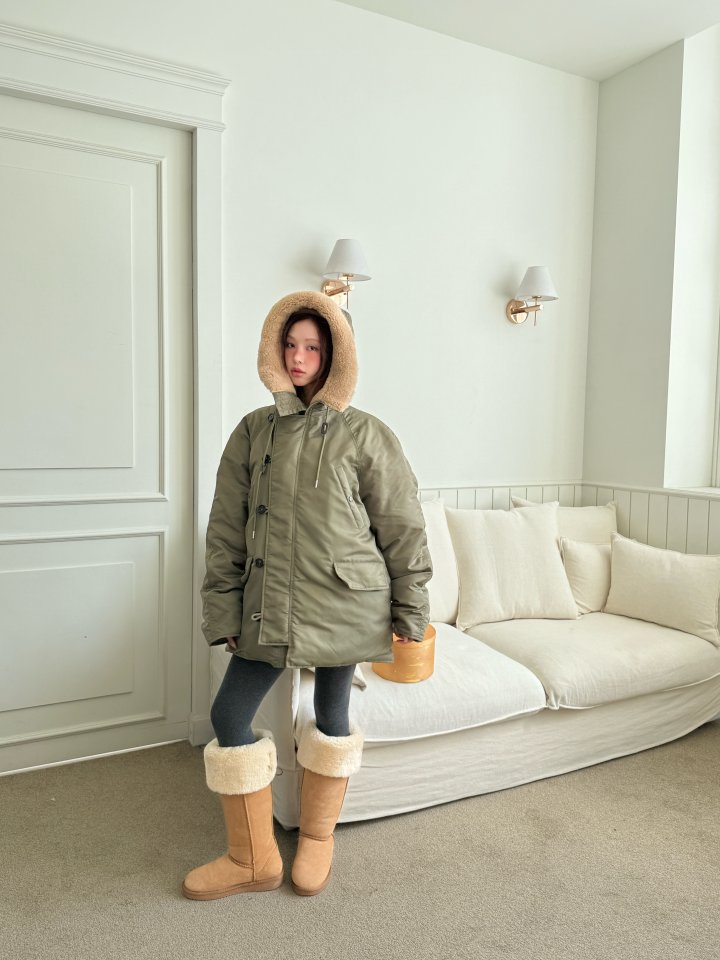 Baguette - Korean Women Fashion - #womensfashion - Shearling N3B Down Padded Jacket - 11