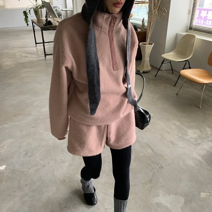 Cover - Korean Women Fashion - #momslook - Hairy Shorts - 11