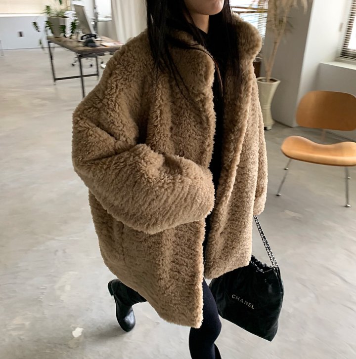 Cover - Korean Women Fashion - #restrostyle - Warm Soft Half Coat - 4