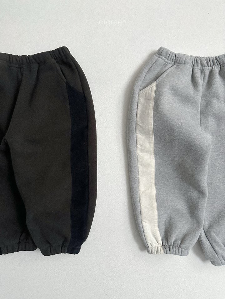 Digreen - Korean Children Fashion - #littlefashionista - Line Color Jogger Pants - 8