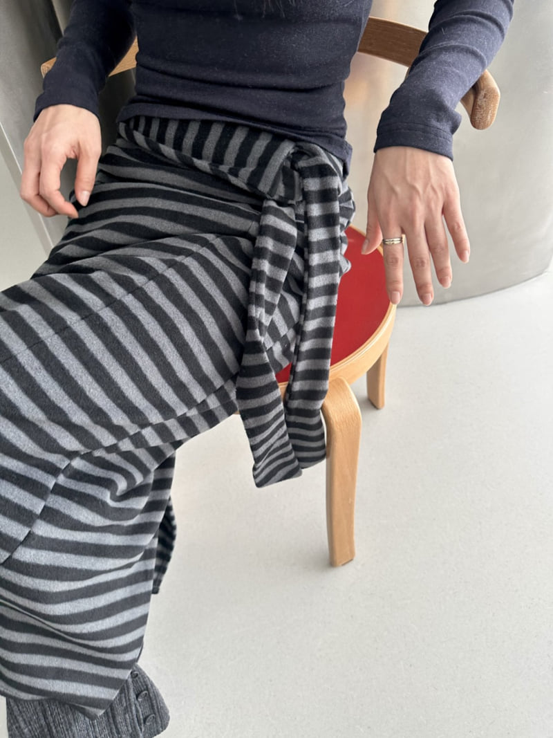 Dress U - Korean Women Fashion - #momslook - Striped Fleece Skirt - 10