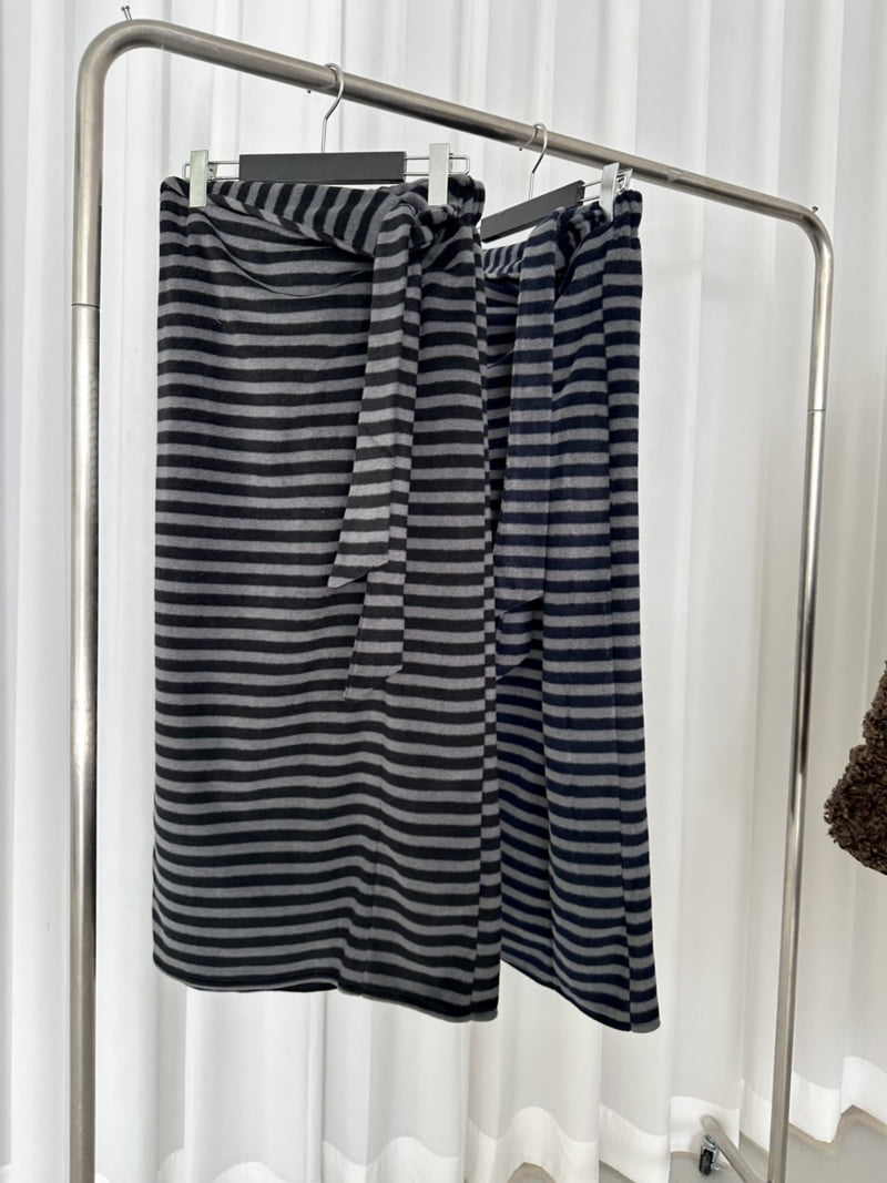 Dress U - Korean Women Fashion - #womensfashion - Striped Fleece Skirt