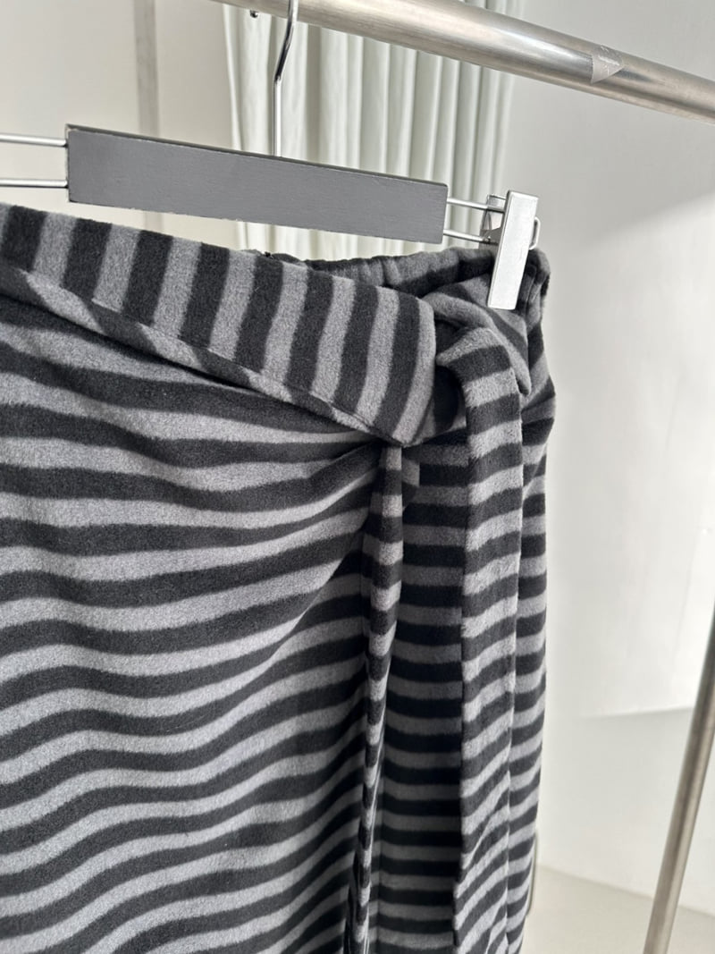Dress U - Korean Women Fashion - #womensfashion - Striped Fleece Skirt - 7