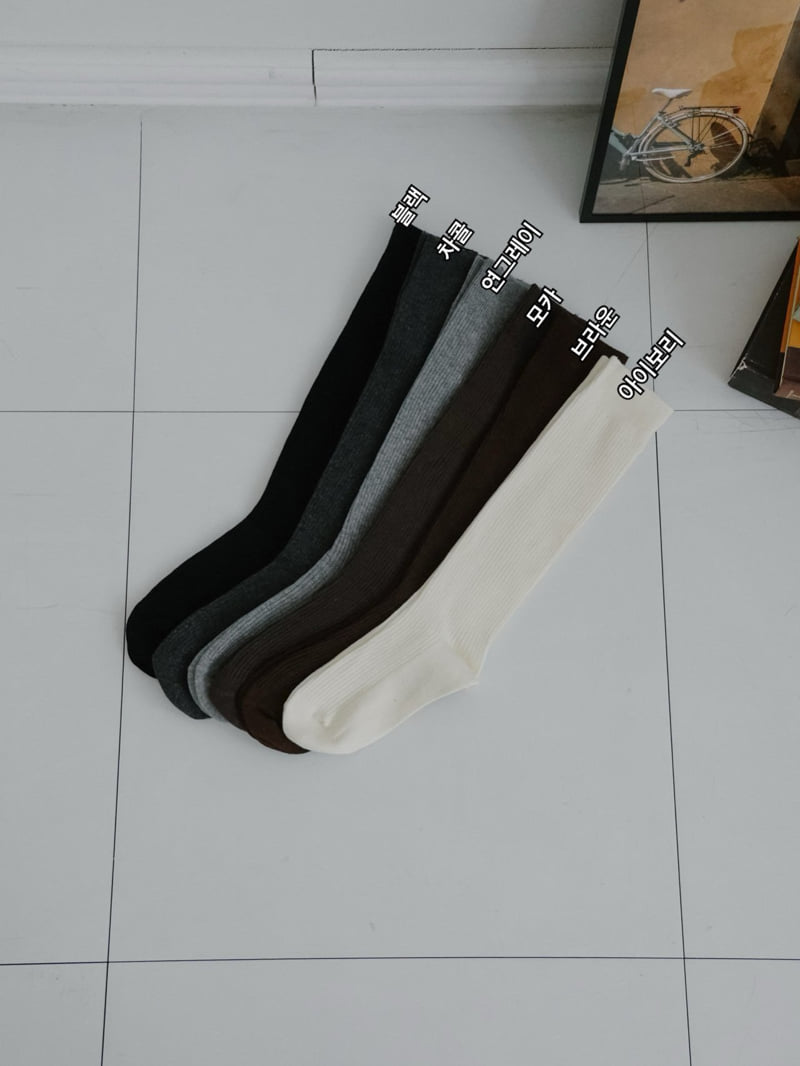 Eeiitt - Korean Women Fashion - #womensfashion - Corin Cotton Knee Socks Ribbed Plain Socks - 4