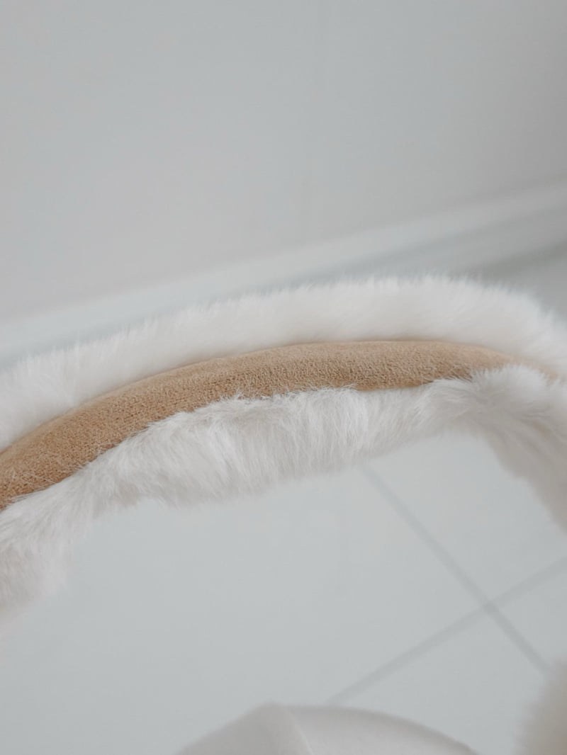 Eeiitt - Korean Women Fashion - #momslook - Suede Soft Earmuff Earflap - 6