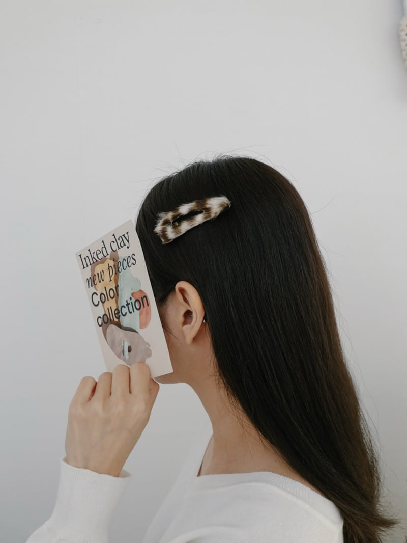 Eeiitt - Korean Women Fashion - #momslook - Jude Leopard Hairpin - 10