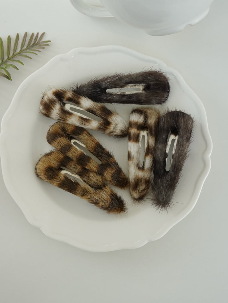 Eeiitt - Korean Women Fashion - #momslook - Jude Leopard Hairpin - 9