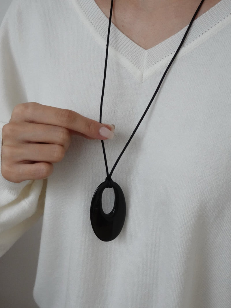 Eeiitt - Korean Women Fashion - #momslook - Pippin Onyx Pendant Necklace - 8