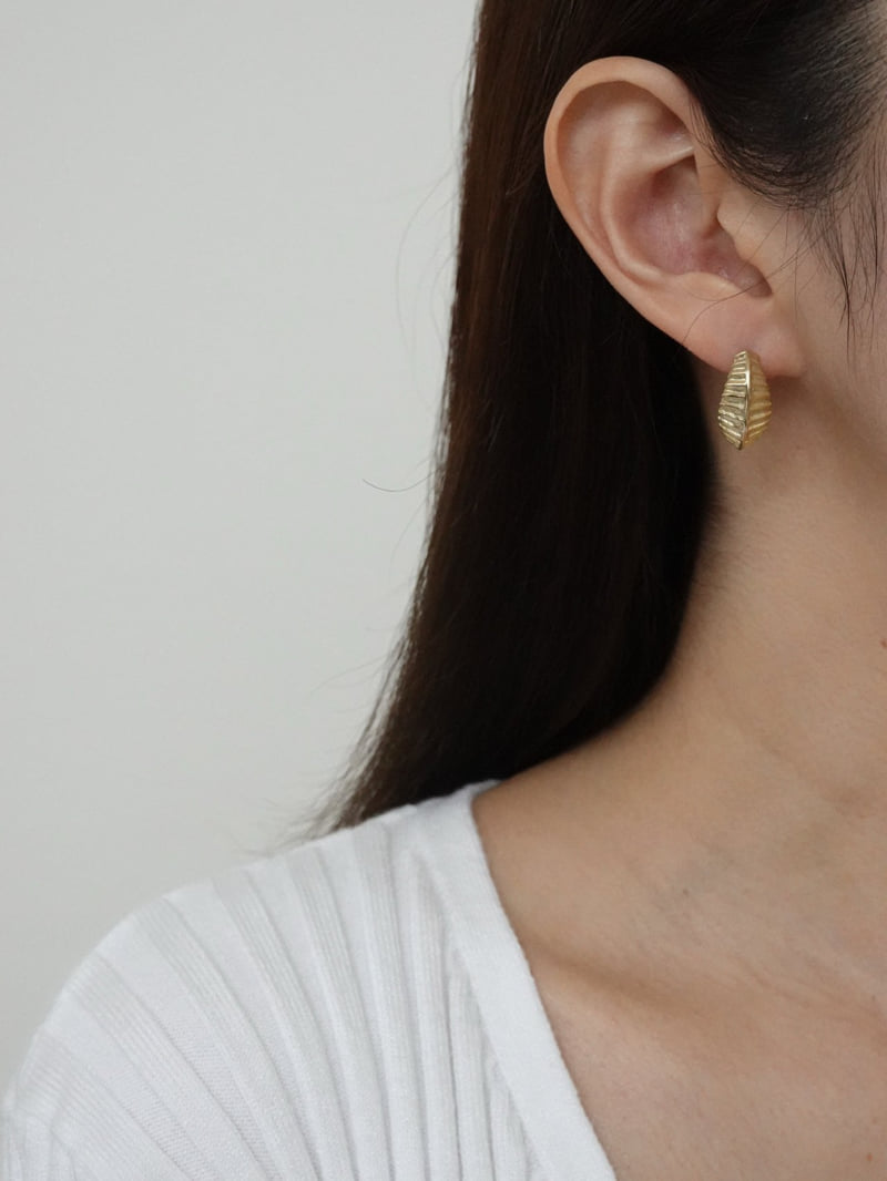 Eeiitt - Korean Women Fashion - #momslook - Dear Moon Earrings - 11