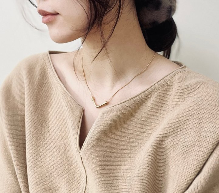 Eeiitt - Korean Women Fashion - #momslook - Taki V-Line Necklace