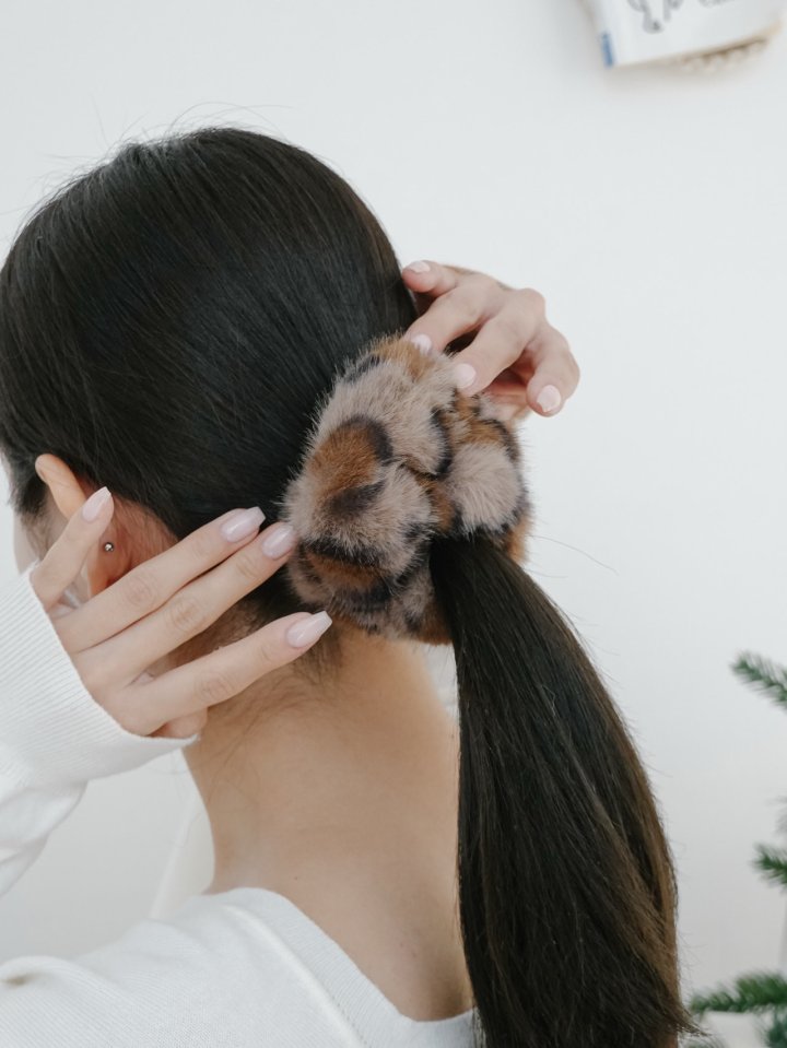 Eeiitt - Korean Women Fashion - #momslook - Minky Leopard Hair Scrunchie - 11