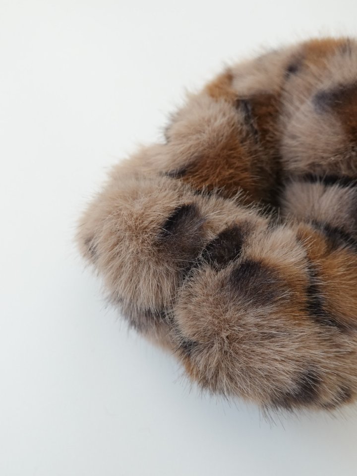 Eeiitt - Korean Women Fashion - #pursuepretty - Minky Leopard Hair Scrunchie - 5