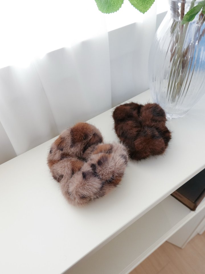 Eeiitt - Korean Women Fashion - #romanticstyle - Minky Leopard Hair Scrunchie - 7