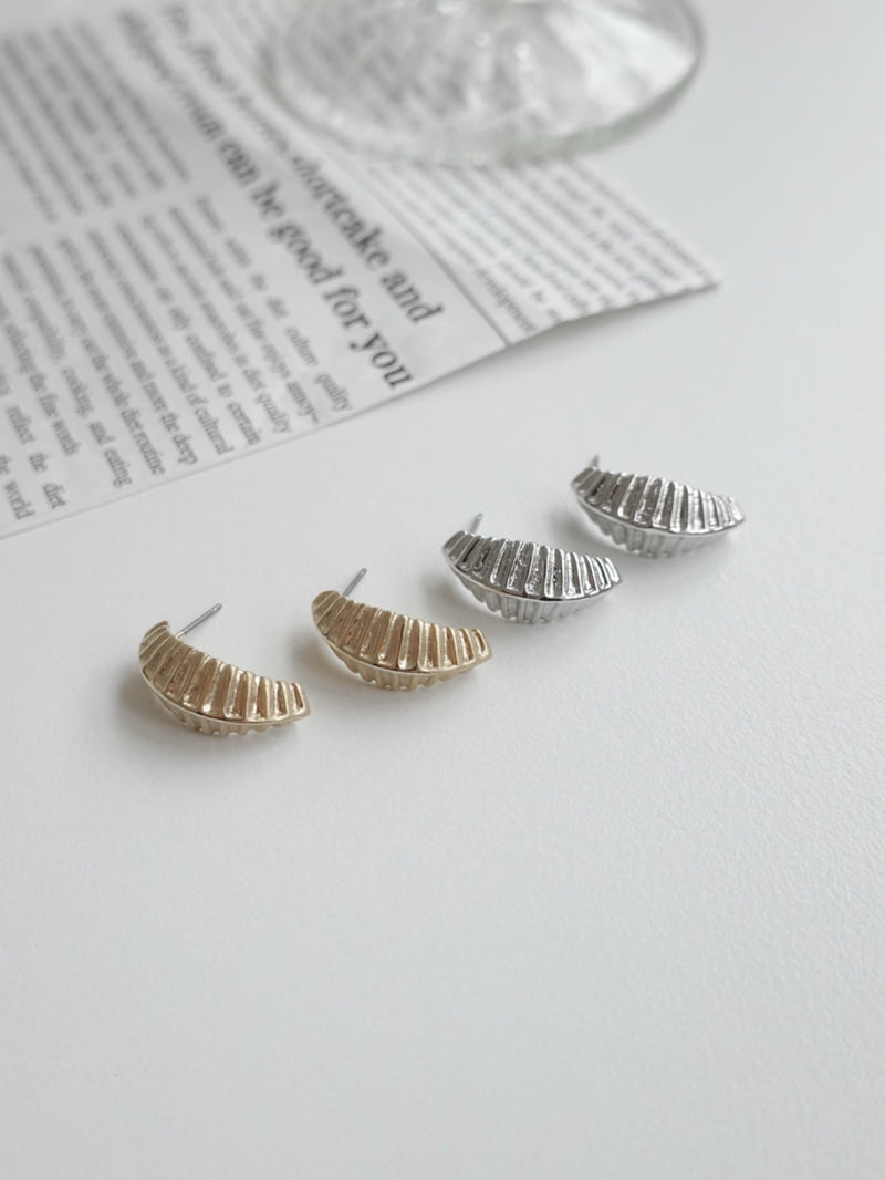 Eeiitt - Korean Women Fashion - #shopsmall - Dear Moon Earrings - 2