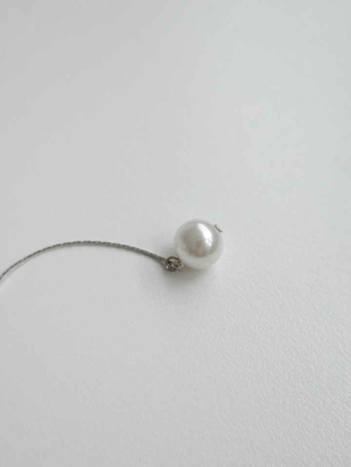 Eeiitt - Korean Women Fashion - #thatsdarling - Baroque Long Drop Pearl Earrings - 5