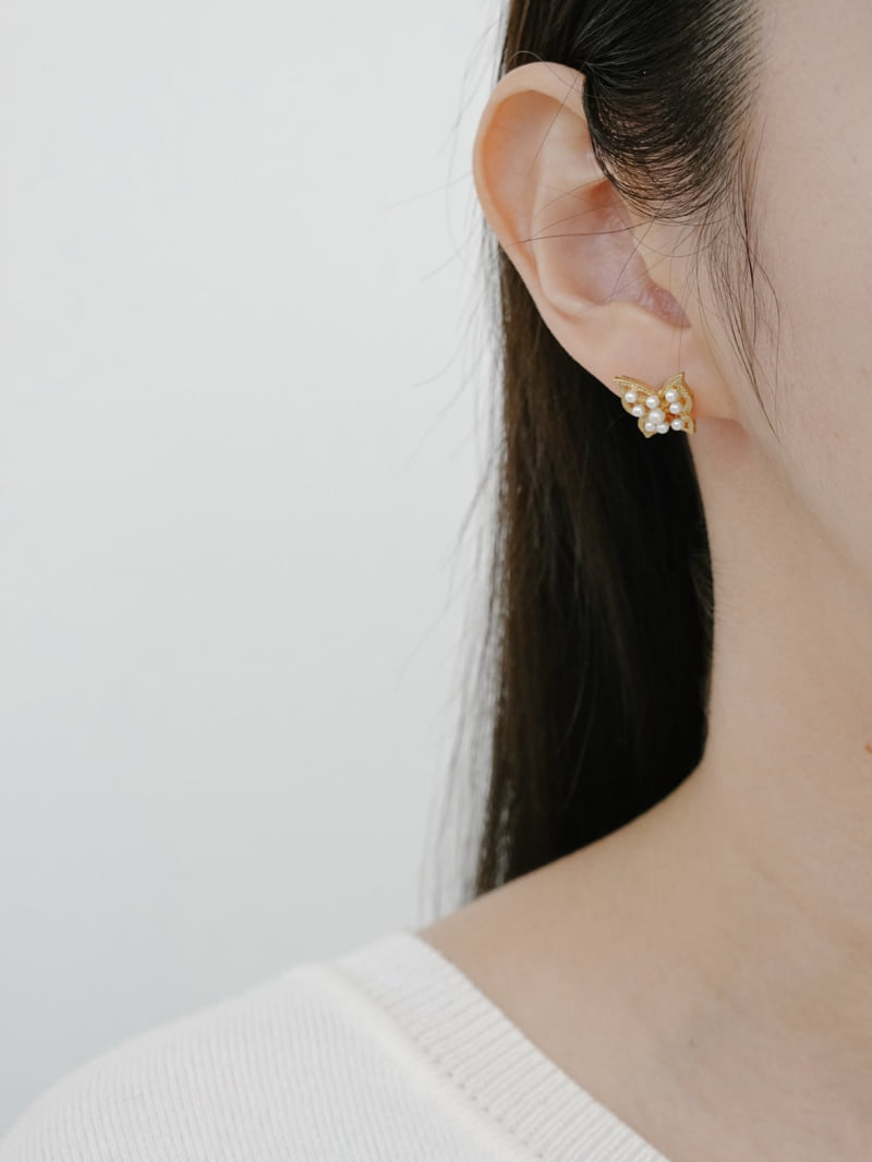 Eeiitt - Korean Women Fashion - #vintagekidsstyle - Ibin Butterfly Pearl Earrings - 11
