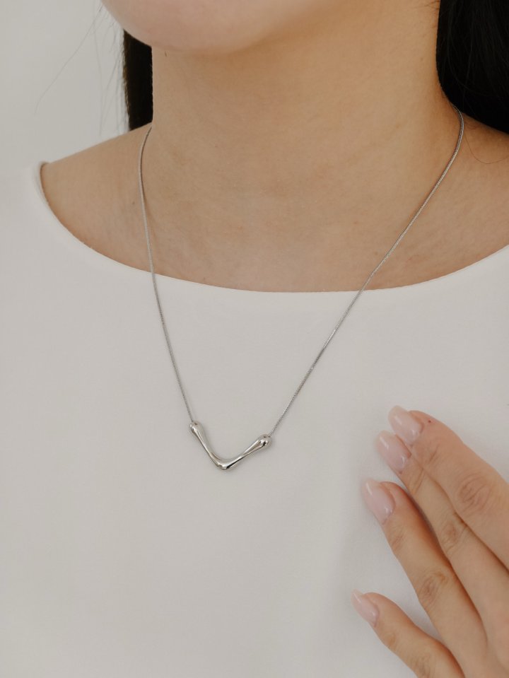 Eeiitt - Korean Women Fashion - #vintagekidsstyle - Taki V-Line Necklace - 8