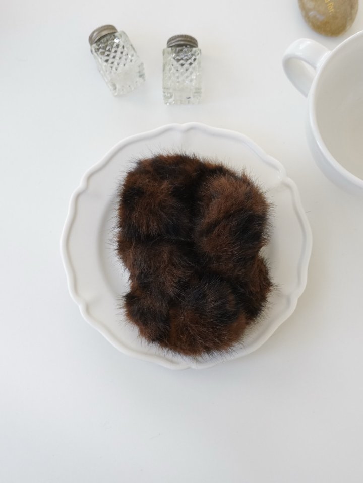 Eeiitt - Korean Women Fashion - #vintageinspired - Minky Leopard Hair Scrunchie - 4