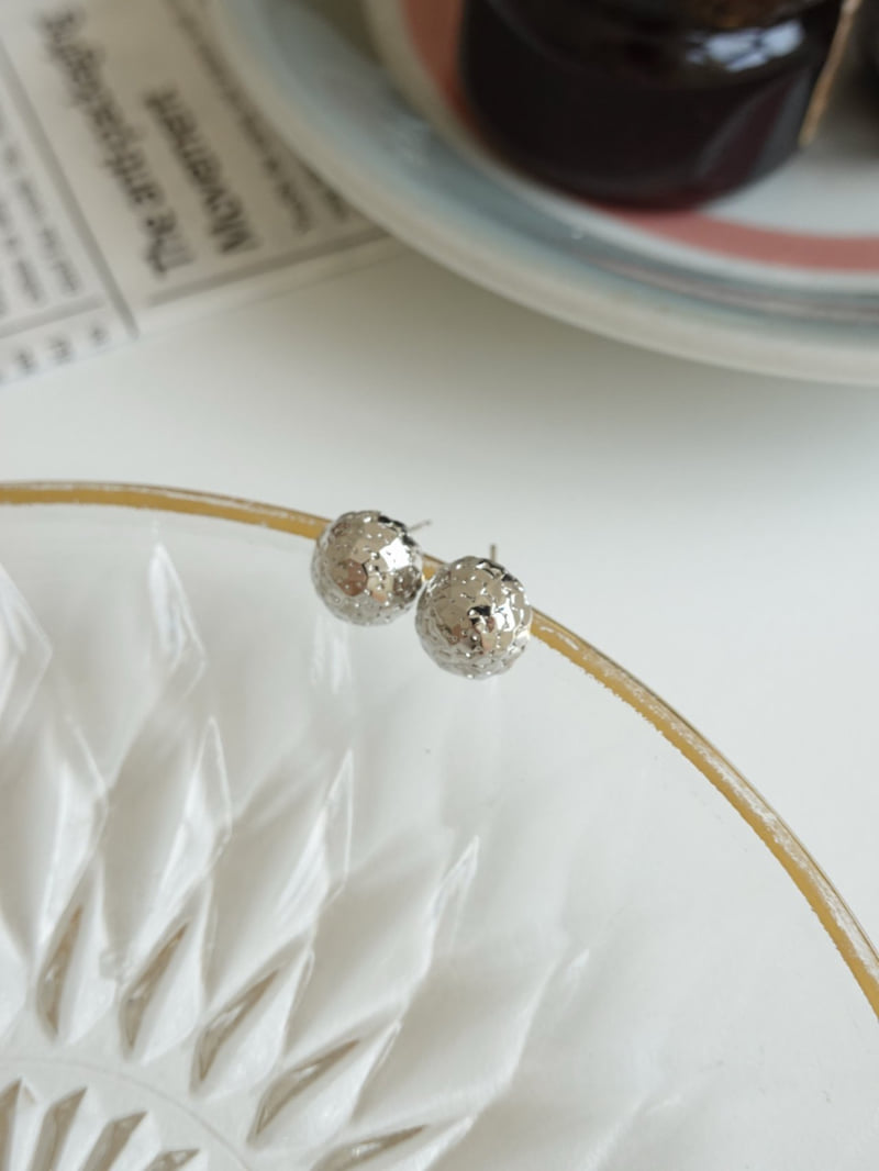 Eeiitt - Korean Women Fashion - #momslook - Fine Mirrorball Round Earrings - 4