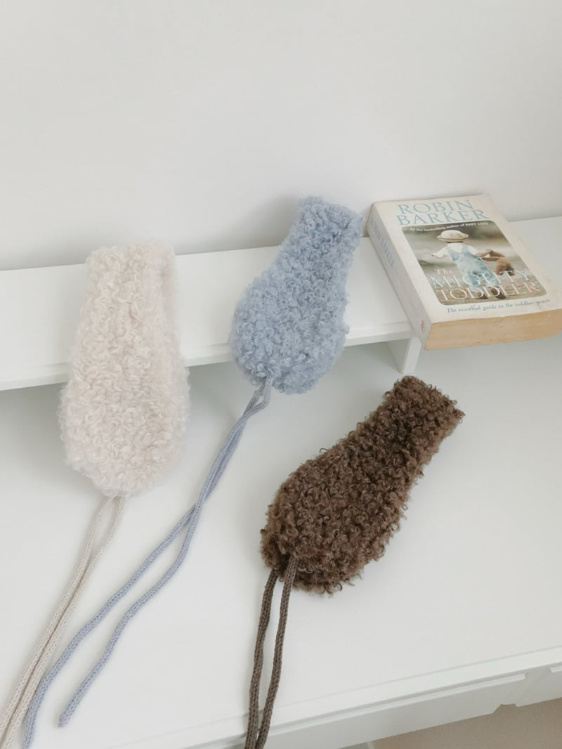 Eeiitt - Korean Women Fashion - #womensfashion - Fluffy Earmuff Earflap - 2