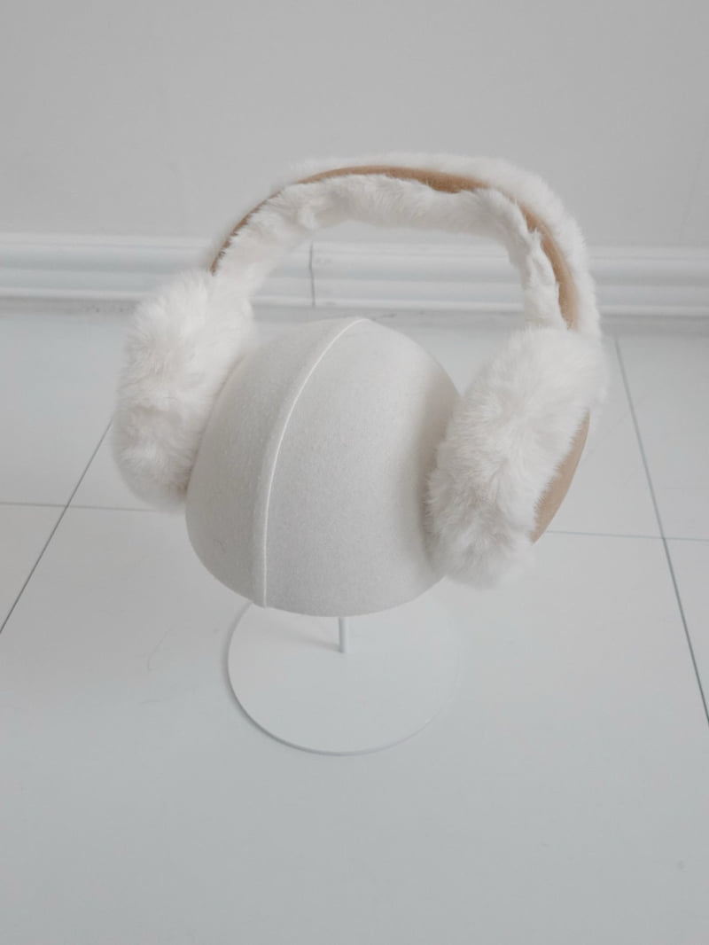 Eeiitt - Korean Women Fashion - #womensfashion - Suede Soft Earmuff Earflap - 5