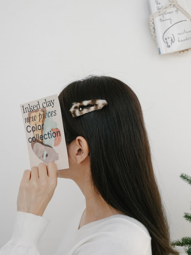 Eeiitt - Korean Women Fashion - #womensfashion - Jude Leopard Hairpin - 2