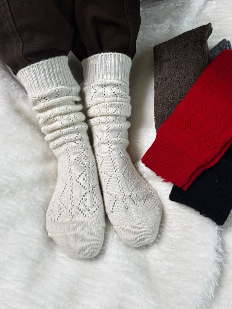 Eeiitt - Korean Women Fashion - #womensfashion - Cashmere Argyle Punching Socks Wool Knit Socks