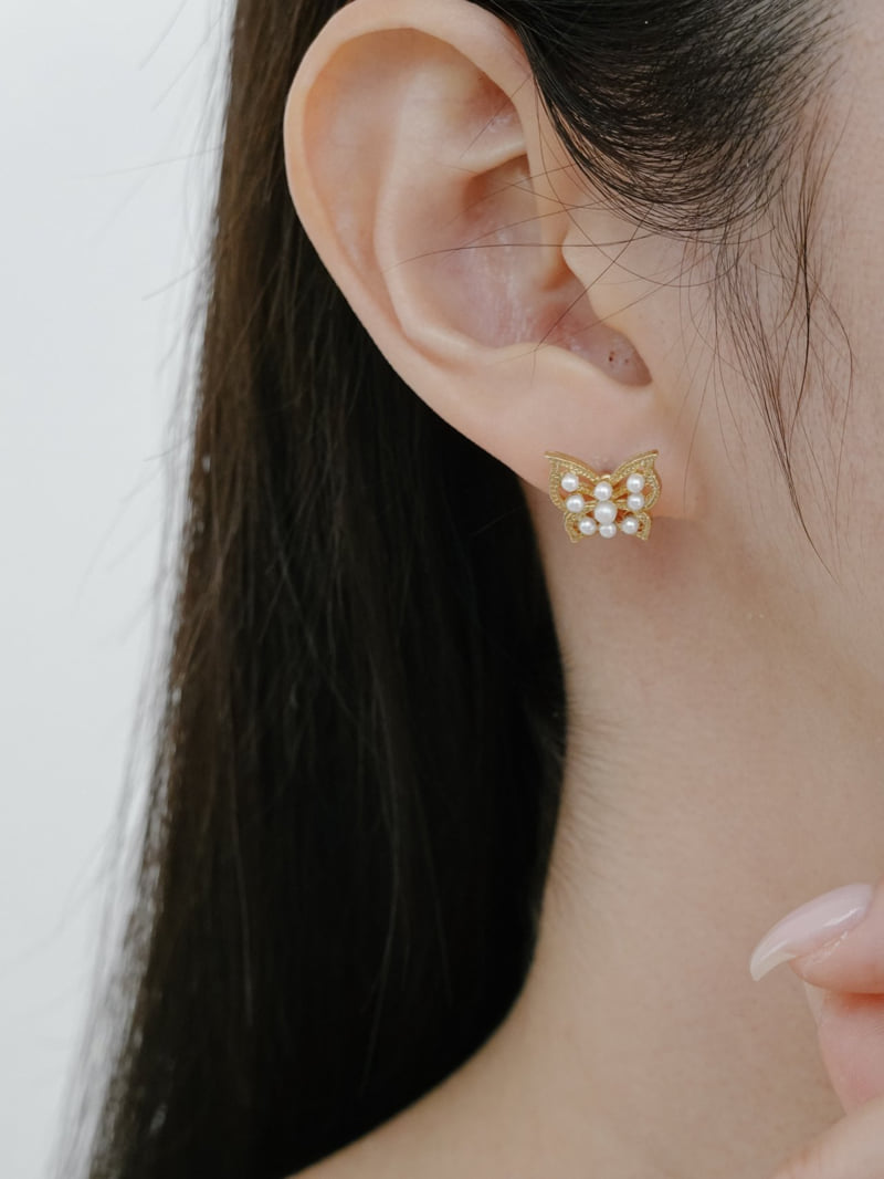 Eeiitt - Korean Women Fashion - #womensfashion - Ibin Butterfly Pearl Earrings