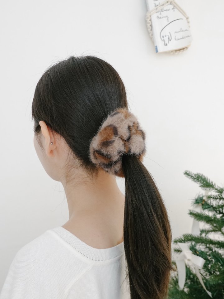 Eeiitt - Korean Women Fashion - #womensfashion - Minky Leopard Hair Scrunchie - 2